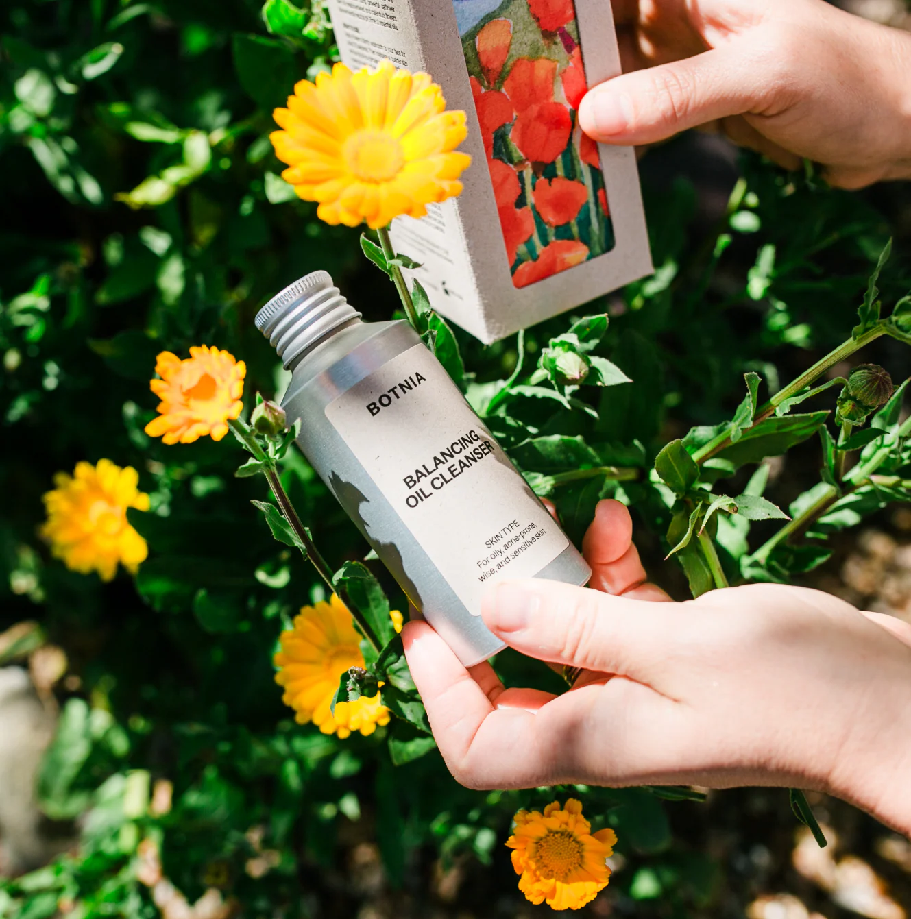 Balancing Oil Cleanser - Image 5