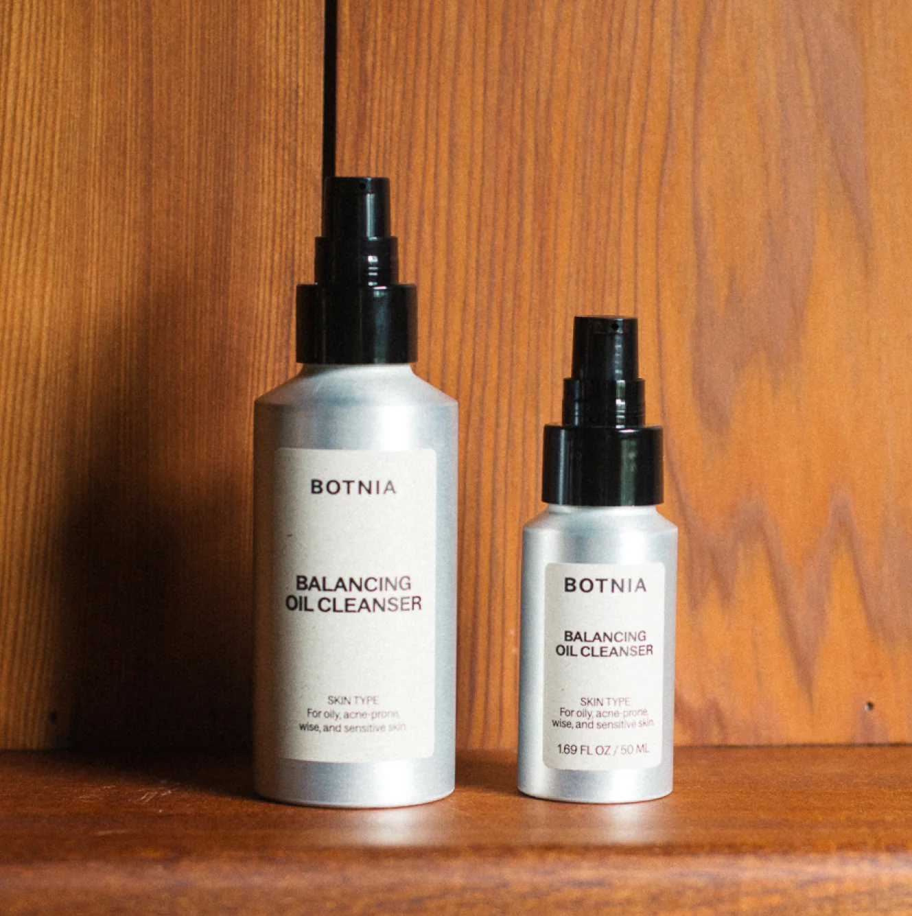 Travel Balancing Oil Cleanser - Image 3